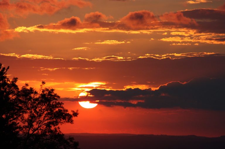 Coucher de soleil au Gîte de la Poucinière